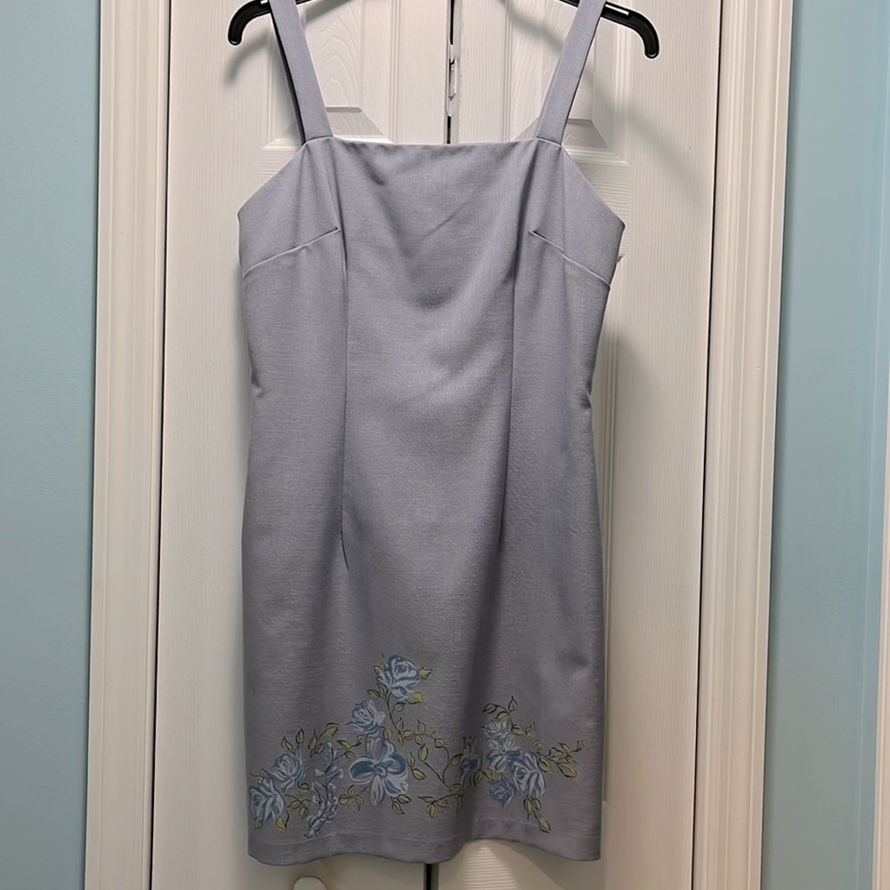 Women’s dress